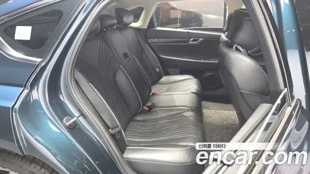 Genesis G80 2020 — Photo 12/33