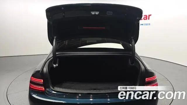 Genesis G80 2020 — Photo 26/33