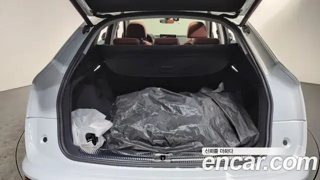 Audi Q5 2023 — ფოტო 6/35