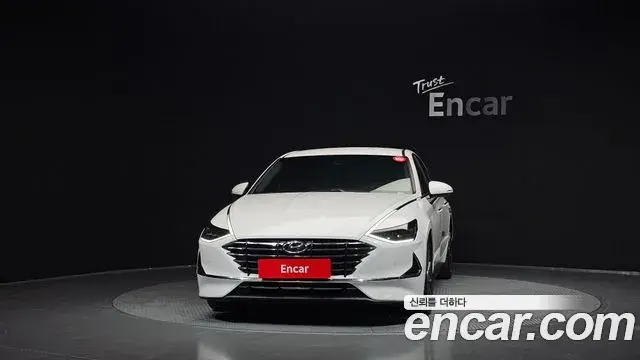 Hyundai Sonata 2019 — Фото 3/20