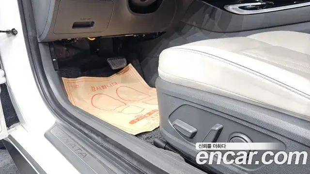 Hyundai Sonata Hybrid 2019 — Şəkil 19/30