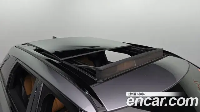 Land Rover Range Rover Velar 2020 — Şəkil 3/30