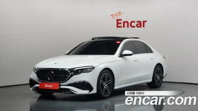 Mercedes-Benz E-Class 2025 — Фото 1/20