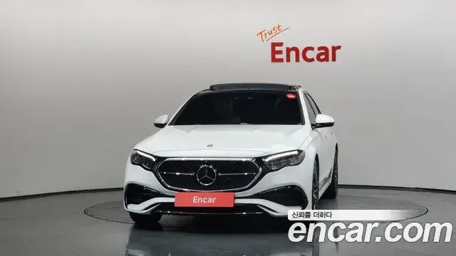 Mercedes-Benz E-Class 2025 — Фото 3/20