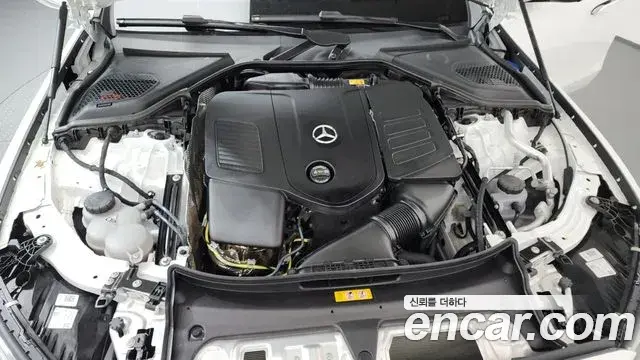 Mercedes-Benz E-Class 2025 — Фото 6/20