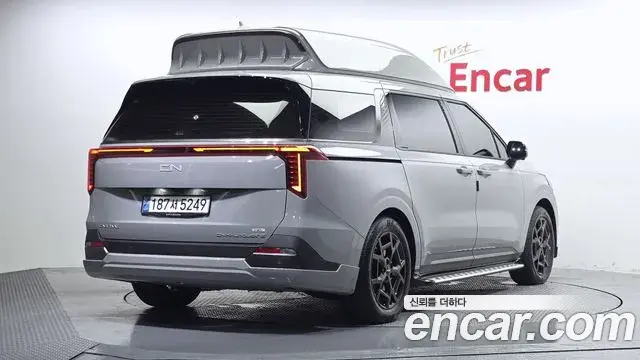 Kia Carnival 2025 — ფოტო 11/41