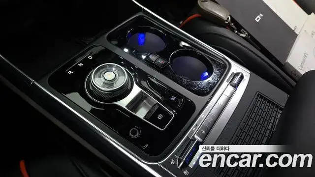 Kia Carnival 2025 — ფოტო 25/41