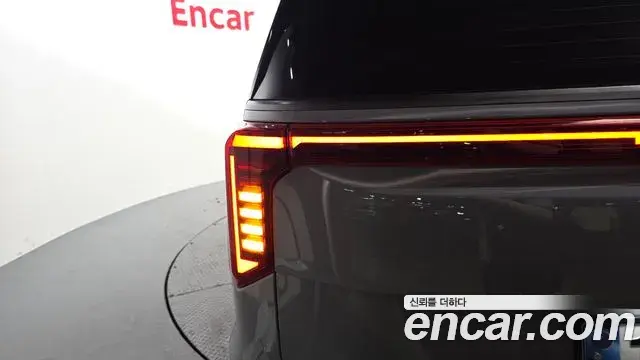 Kia Carnival 2025 — ფოტო 13/41