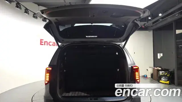 Kia Carnival 2025 — ფოტო 23/41