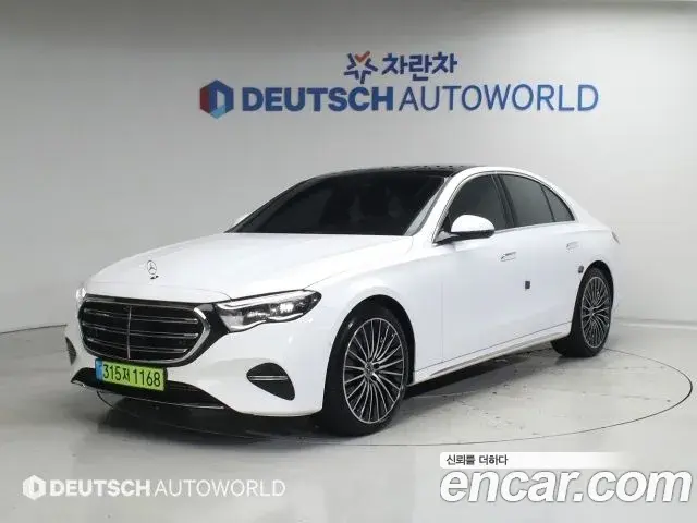 Mercedes-Benz E-Class 2024 — Фото 9/20