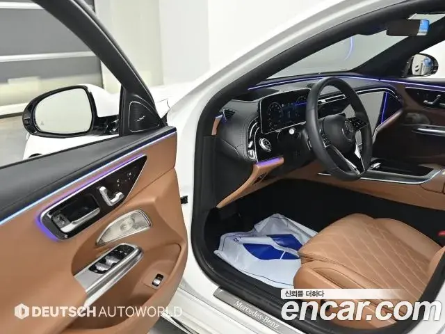 Mercedes-Benz E-Class 2024 — Фото 11/20