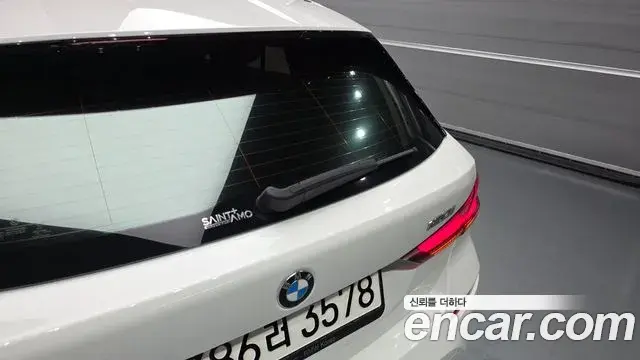 BMW 1 Series 2021 — Şəkil 9/36