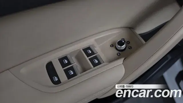 Audi Q5 2022 — ფოტო 23/34