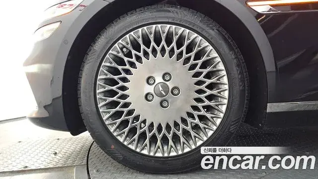 Genesis G80 2021 — ფოტო 12/40