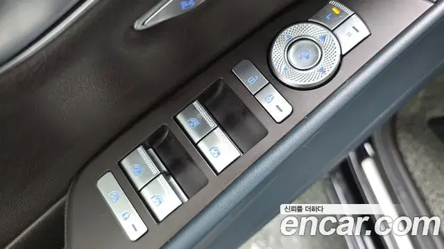 Genesis G80 2021 — ფოტო 2/40