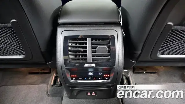 BMW X4 2025 — Photo 30/31