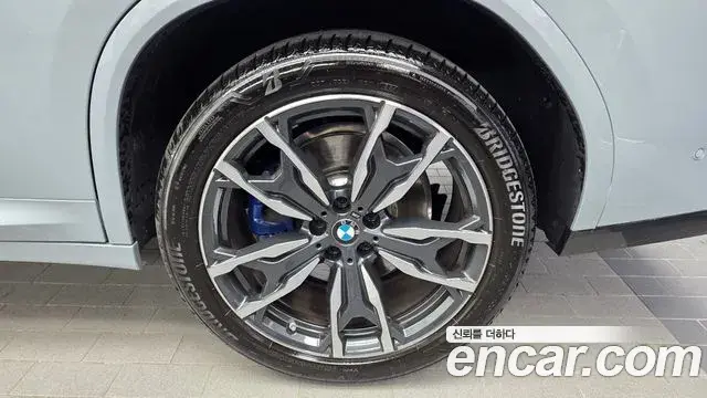BMW X4 2025 — Photo 2/31