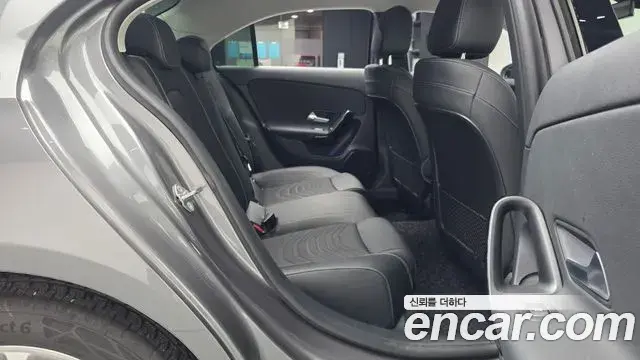 Mercedes-Benz A-Class 2020 — Фото 12/20