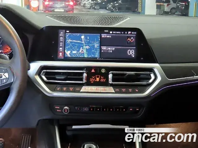 BMW 3 Series 2019 — Photo 16/20