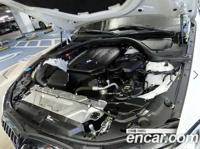 BMW 3 Series 2019 — Photo 14/20