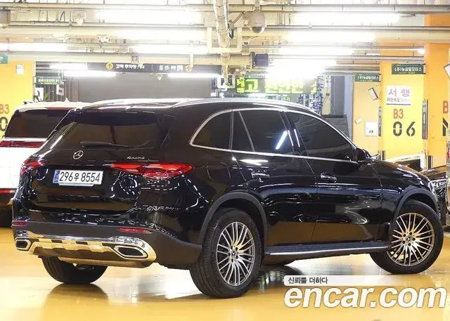 Mercedes-Benz GLC-Class 2025 — Фото 2/20