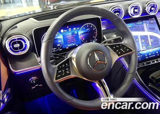 Mercedes-Benz GLC-Class 2025 — Фото 12/20