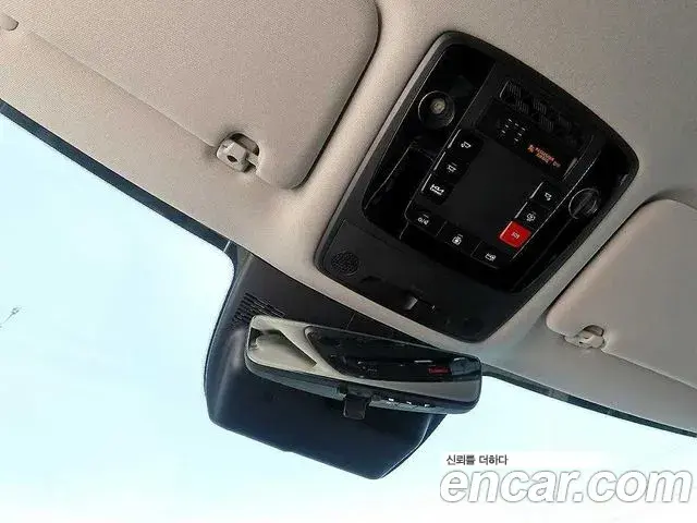 Kia Carnival 2025 — Photo 15/20