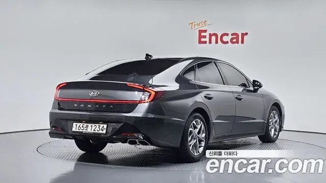 Hyundai Sonata Hybrid 2020 — ფოტო 5/20