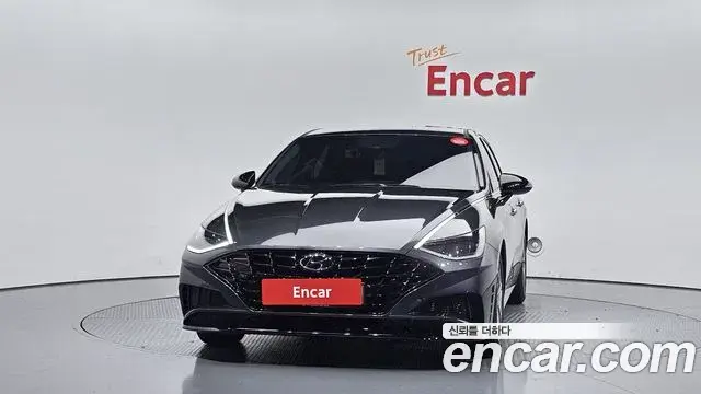 Hyundai Sonata Hybrid 2020 — ფოტო 6/20