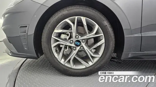 Hyundai Sonata Hybrid 2020 — ფოტო 12/20