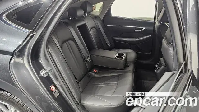Hyundai Sonata Hybrid 2020 — ფოტო 1/20
