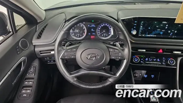 Hyundai Sonata Hybrid 2020 — ფოტო 18/20