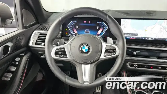 BMW X7 2025 — ფოტო 23/38