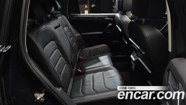 Volkswagen Tiguan 2020 — Şəkil 9/20