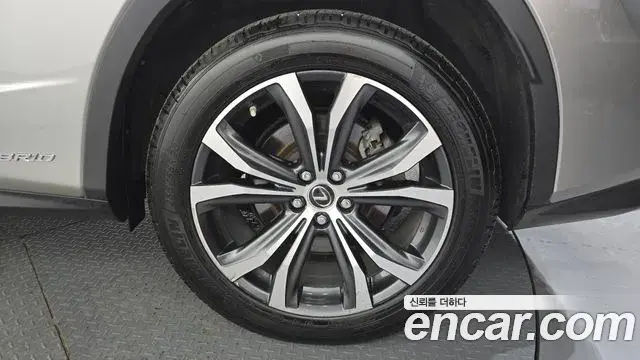 Lexus RX450h 2018 — ფოტო 6/33