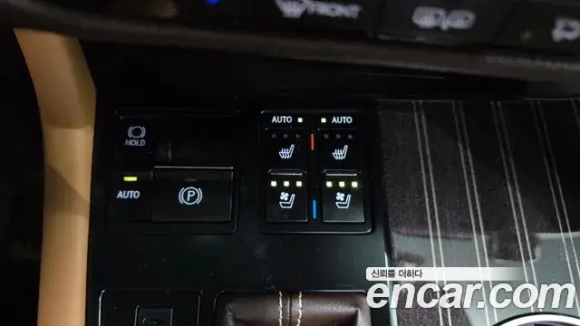Lexus RX450h 2018 — ფოტო 21/33