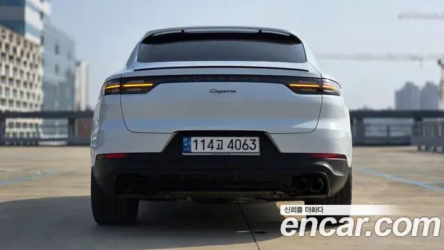 Porsche Cayenne 2022 — Şəkil 9/20