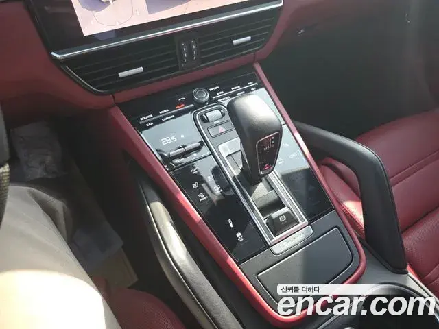 Porsche Cayenne 2022 — Şəkil 17/20
