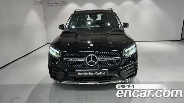 Mercedes-Benz GLB-Class 2025 — Фото 6/20
