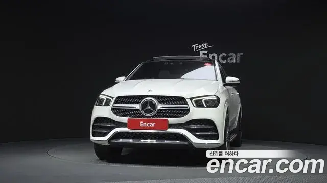Mercedes-Benz GLE-Class 2023 — Фото 3/20