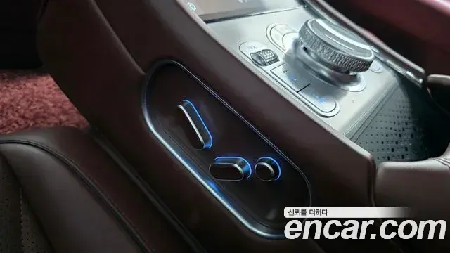Genesis G90 2022 — ფოტო 22/37
