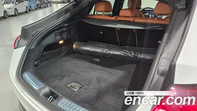 Mercedes-Benz GLC-Class 2025 — Фото 10/20