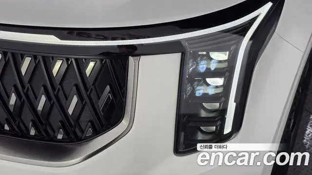 Kia Carnival 2024 — Şəkil 20/33