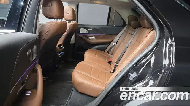 Mercedes-Benz GLE-Class 2025 — ფოტო 17/30