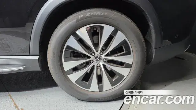 Mercedes-Benz GLE-Class 2025 — ფოტო 25/30