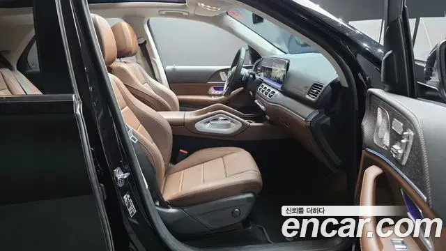 Mercedes-Benz GLE-Class 2025 — ფოტო 20/30