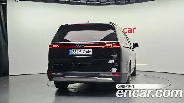 Kia Carnival 2022 — Photo 4/20