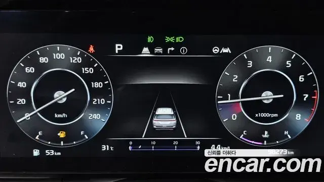 Kia Carnival 2022 — Photo 8/20