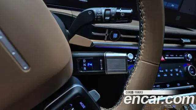 Hyundai Santa Fe 2024 — Фото 9/20