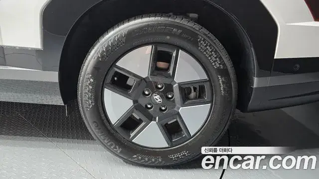Hyundai Santa Fe 2024 — ფოტო 31/36